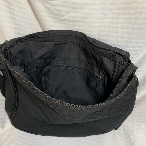 Hard Rock rare global conference messenger bag - Picture 6 of 6